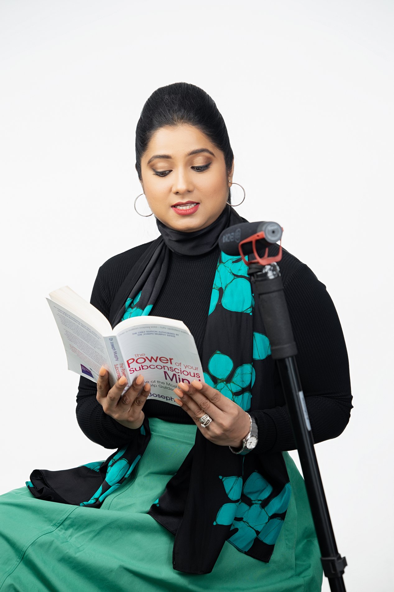 Sharika Mubarack — reading